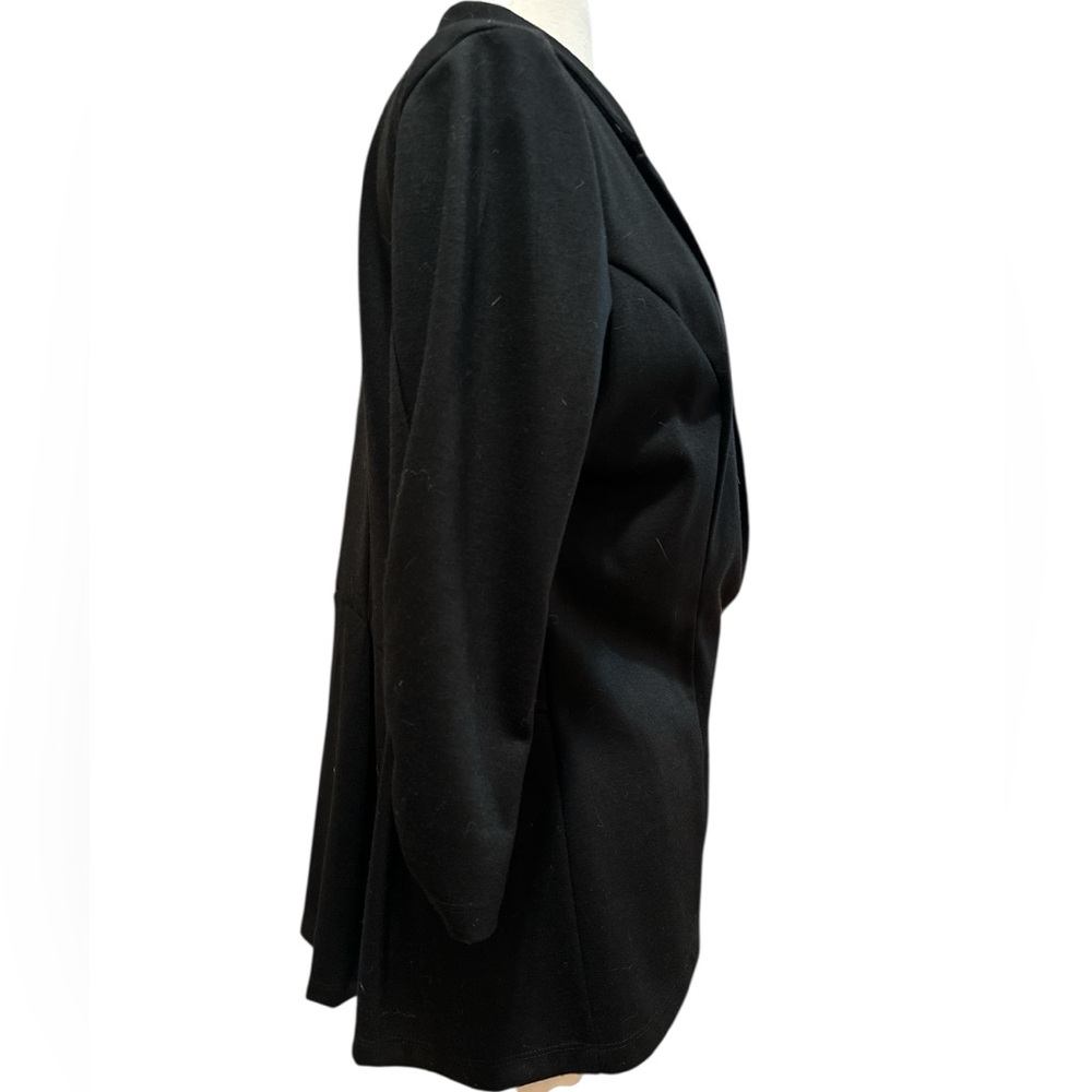 Aztecs Black Women's Blazer with Red Embroidery - Picture 2 of 4